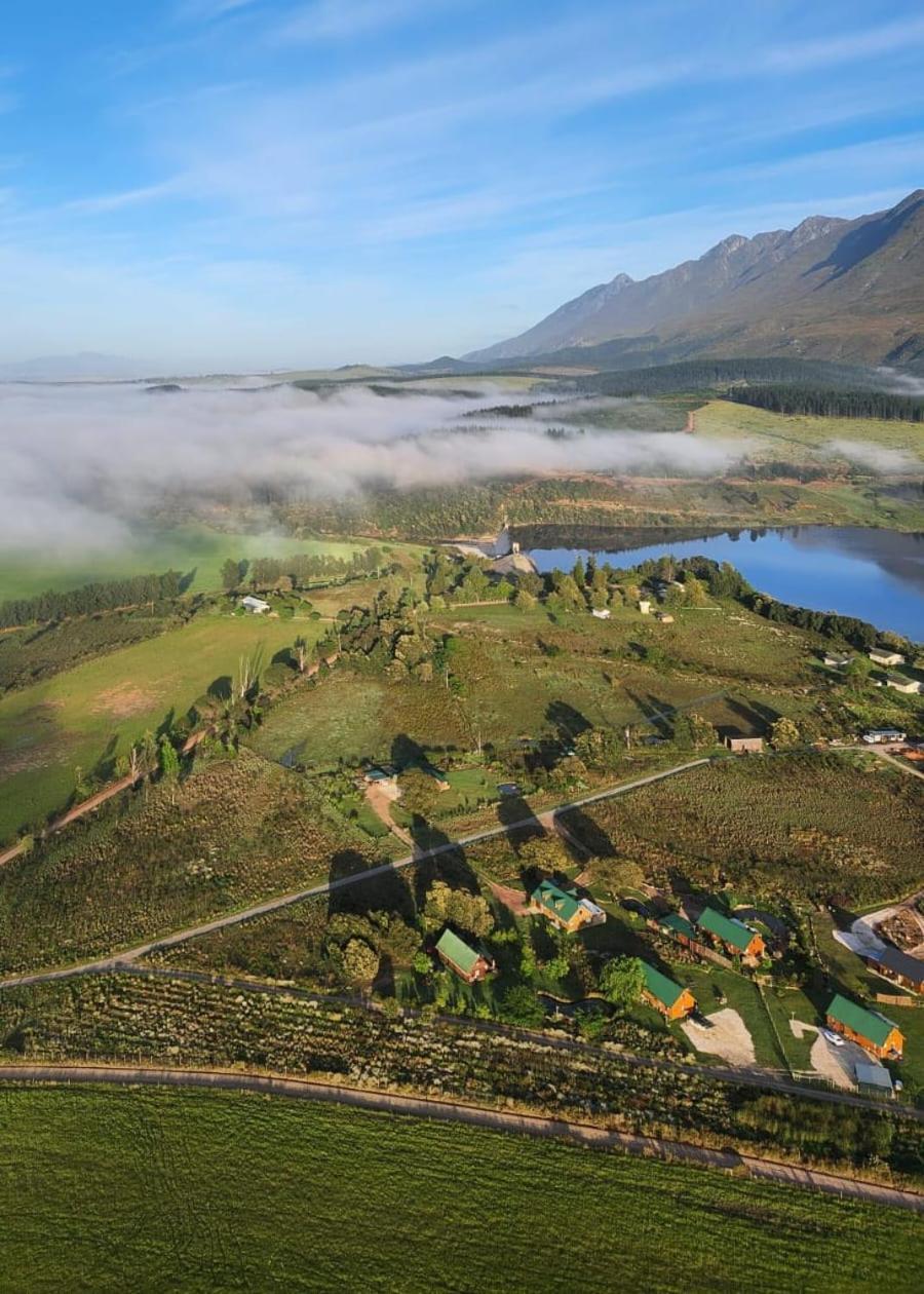 A Log Home At Buffalo Creek Swellendam Extérieur photo