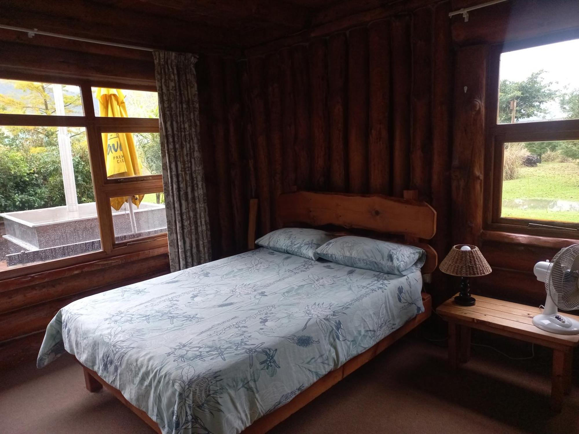 A Log Home At Buffalo Creek Swellendam Extérieur photo